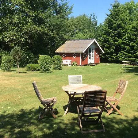 Holiday House Astrup בית נופש *